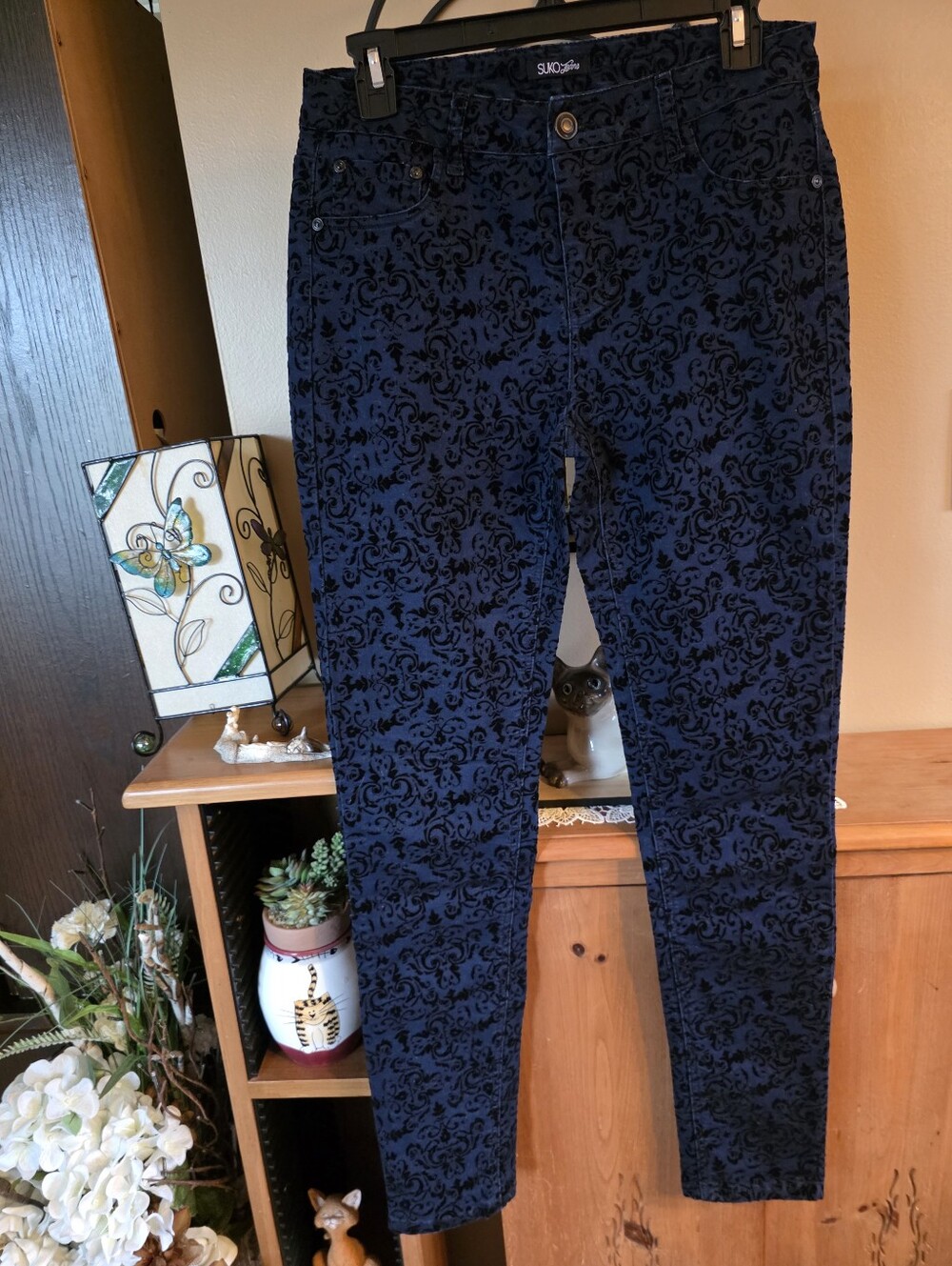 Suko Jeans Women's Dark Navy & Black Velvet Damask Flocked Skinny Jeans